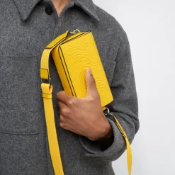 Dame ECCO Phone Bag